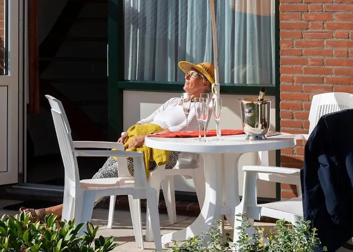 Oord Zonnehoeve Farm stay *