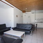 Oord Zonnehoeve בית חווה