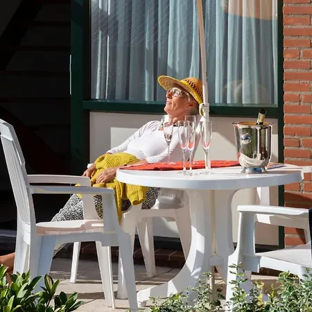 Oord Zonnehoeve Feriegård *